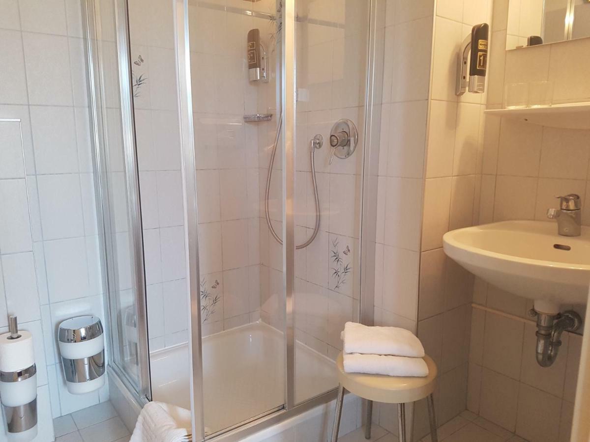 באדן Pension Villa Inge מראה חיצוני תמונה
